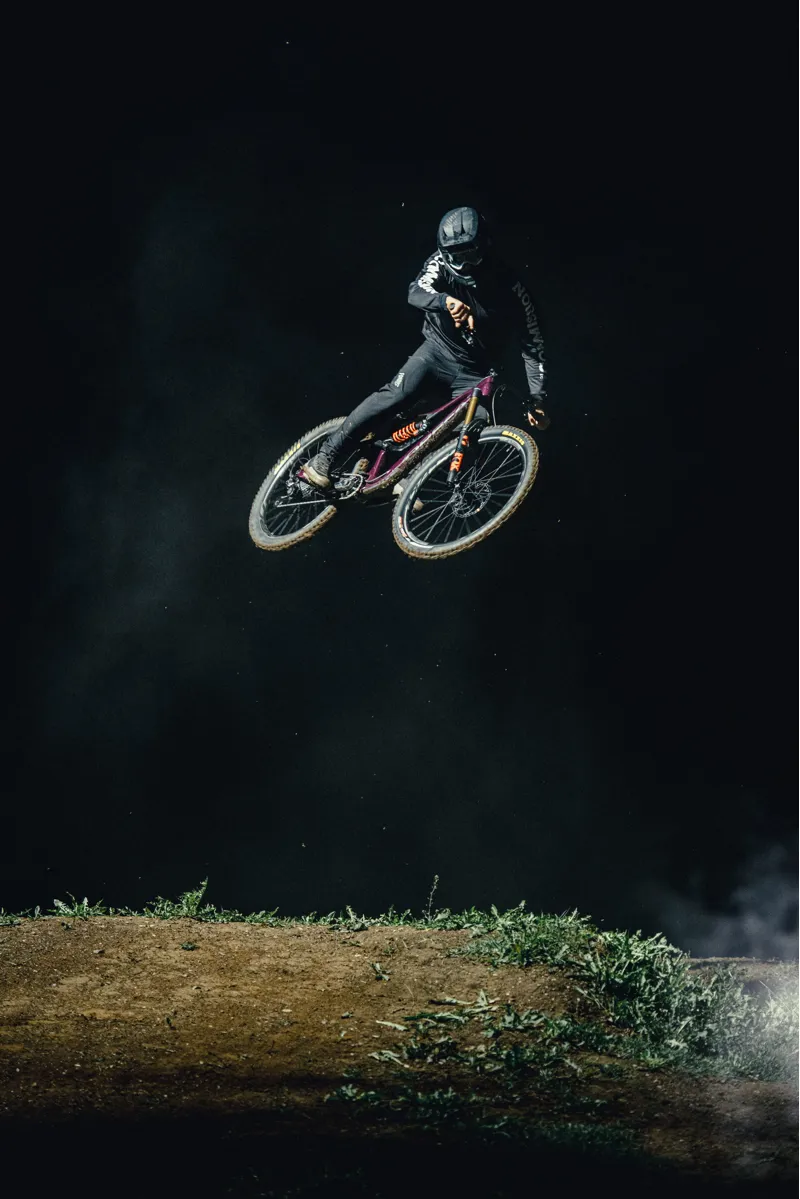 Orbea Rallon M-Team Mountain Bike 2023 Metallic Mulberry-4